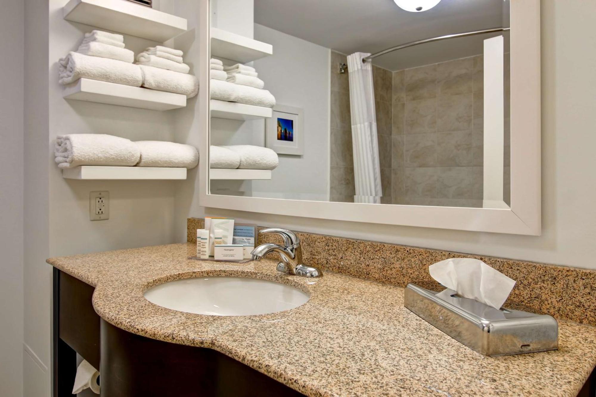 Hampton Inn & Suites Saint John Esterno foto